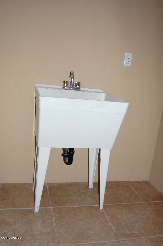 27206 North 176th Street Rio Verde, AZ 85263 - Photo 29 of 44 Utility Sink in Laundry Room