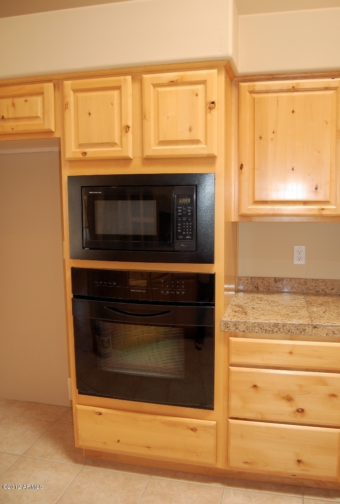 27206 North 176th Street Rio Verde, AZ 85263 - Photo 3 of 44 Wall oven & microwave