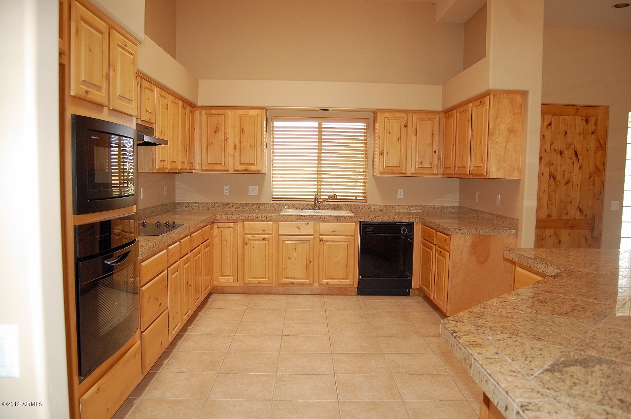 27206 North 176th Street Rio Verde, AZ 85263 - Photo 5 of 44 kitchen with skylight