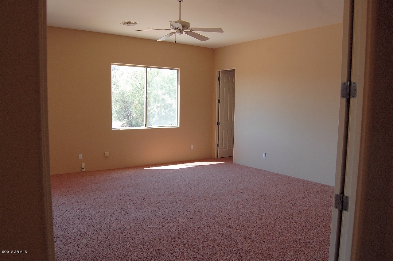 27206 North 176th Street Rio Verde, AZ 85263 - Photo 6 of 44 HUGE Master bedroom