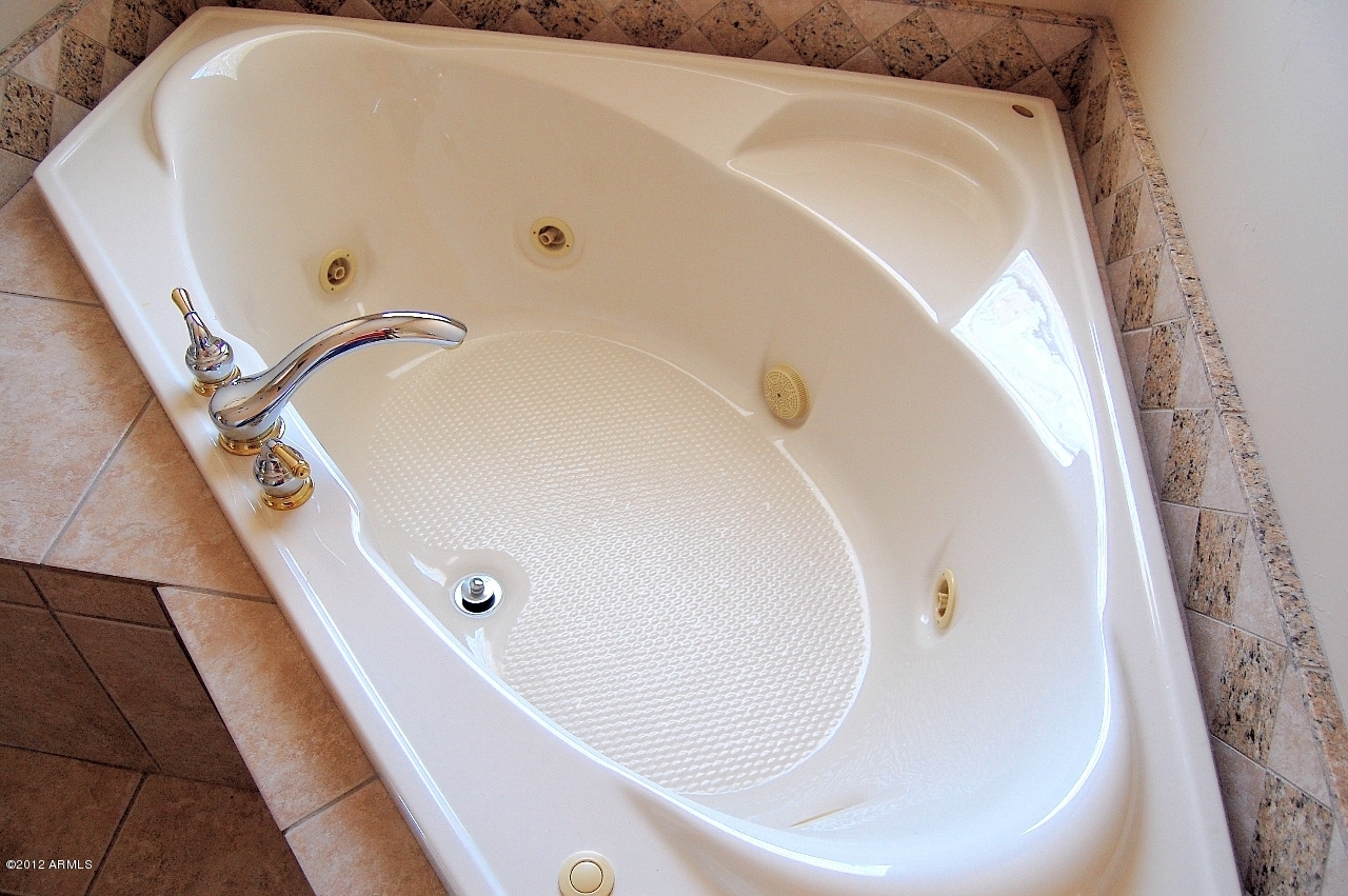 27206 North 176th Street Rio Verde, AZ 85263 - Photo 10 of 44 Jetted Tub