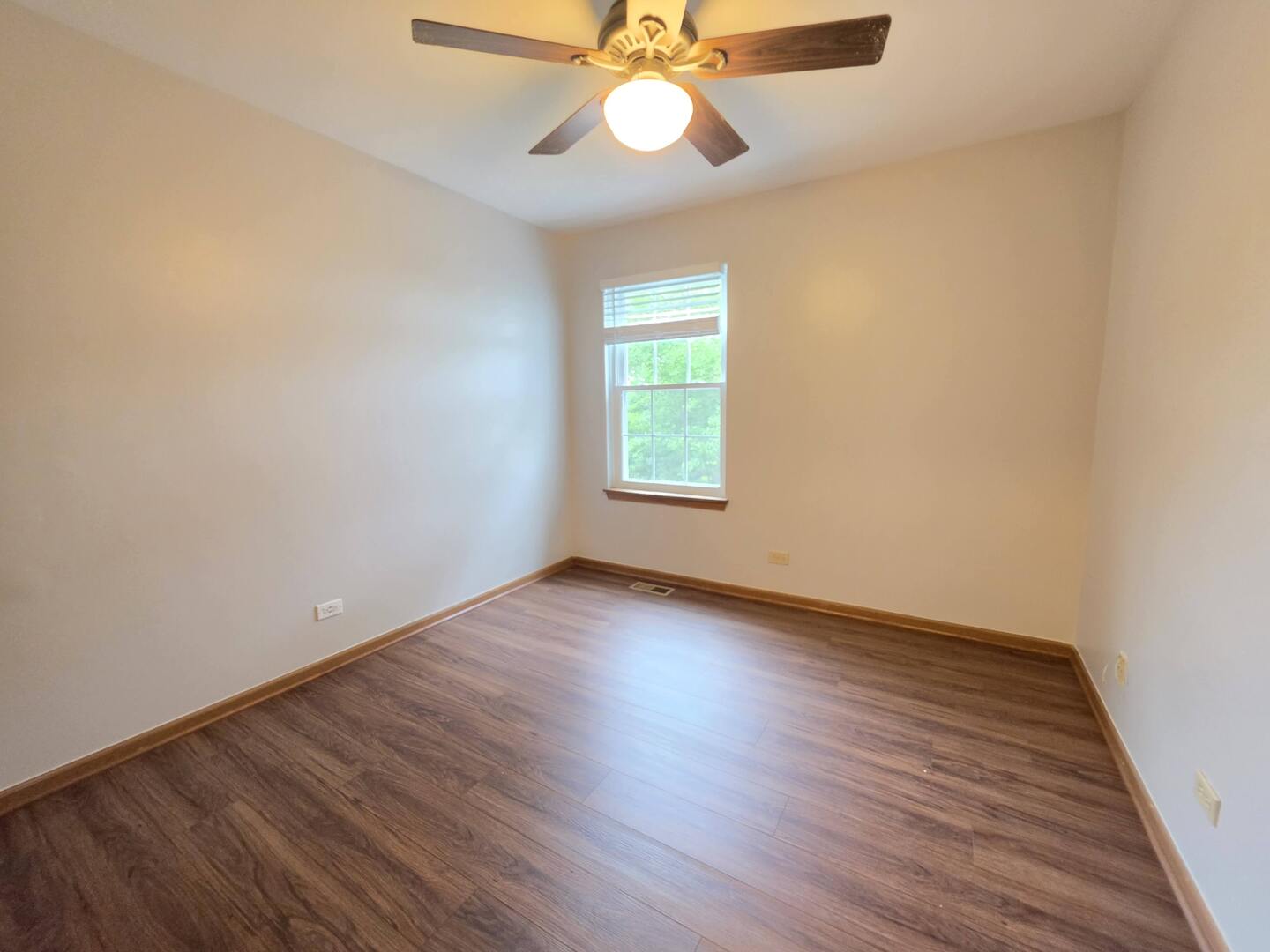 327 Shadybrook Lane Aurora, IL 60504 - Photo 24 of 30