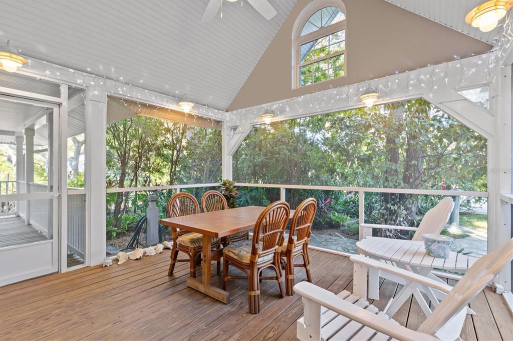 250 Sage Road Palm Harbor, FL 34683 - Photo 33 of 91