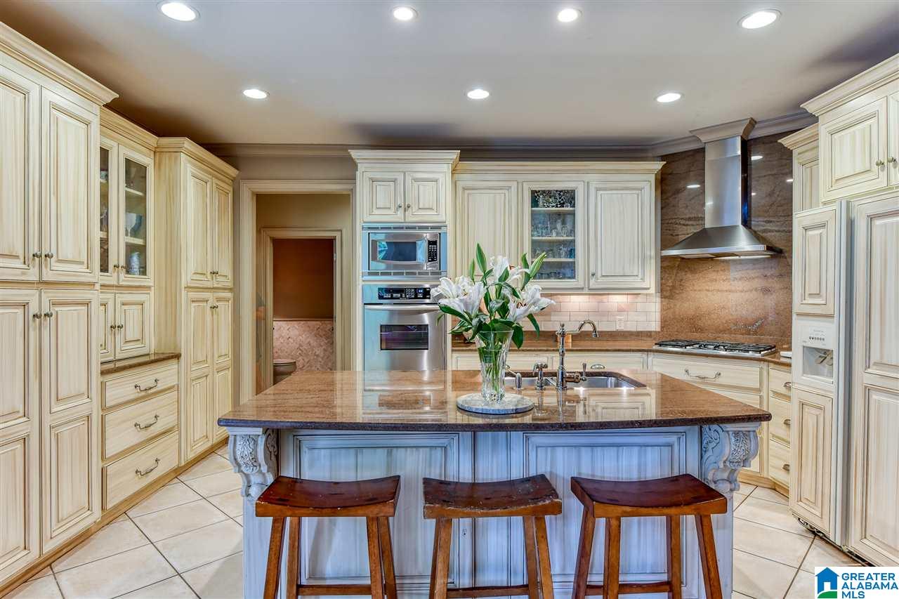 136 Oakmont Road Birmingham, AL 35244 - Photo 26 of 50
