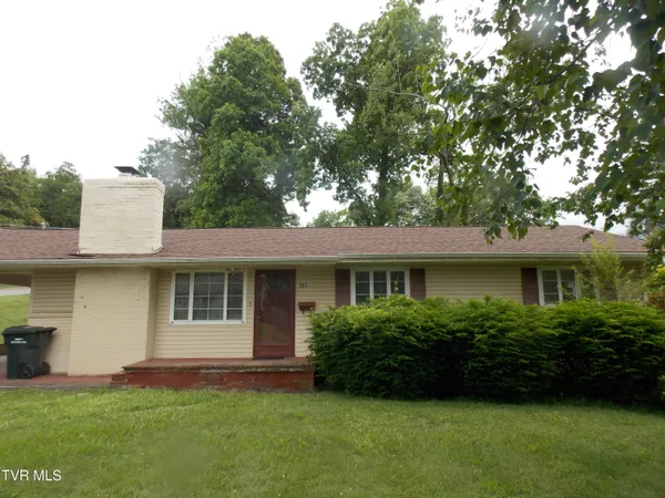 $269,900 | 167 Cherry Lane, Bristol, VA 24201