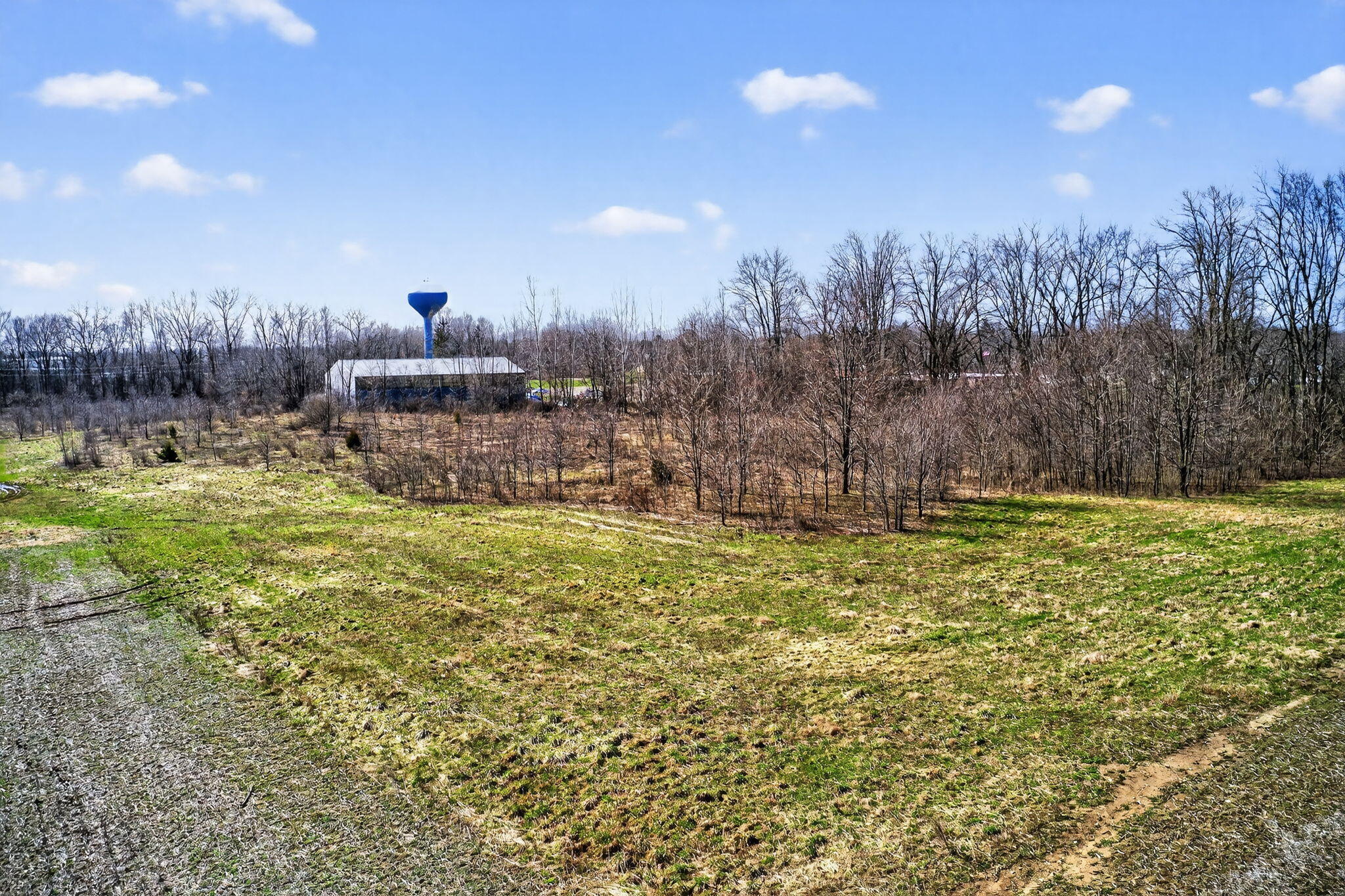 849 Labar Street Cassopolis, MI 49031 - Photo 11 of 18 849 Labar St-11