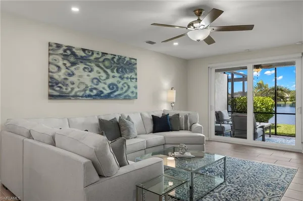 $3,195 | 14680 Edgewater Circle, Naples, FL 34114