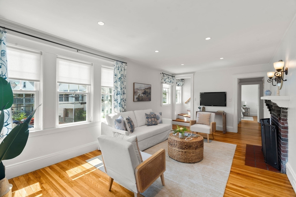 10 Creeley Road, Unit 10 Belmont, MA 02478 - Photo 2 of 19