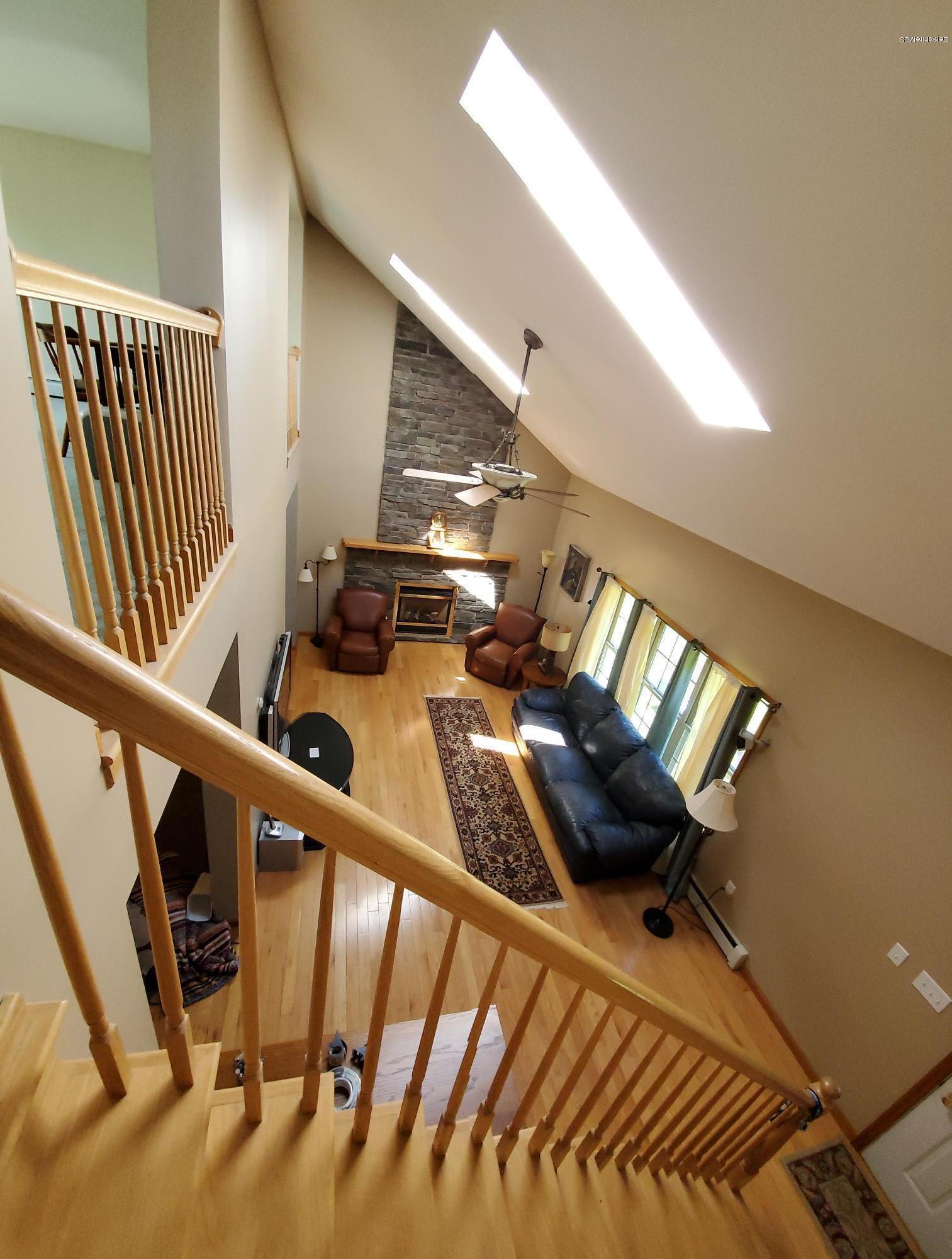 62 Tower Road Dalton, MA 01226 - Photo 17 of 32 Living room