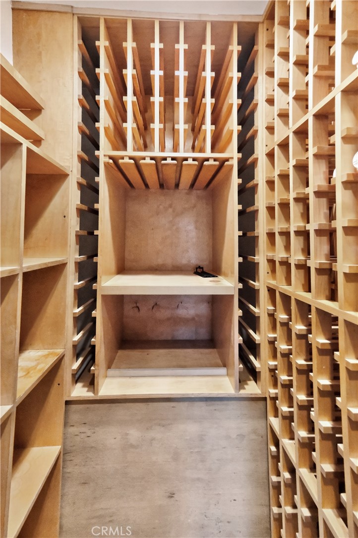 855 Santa Ana Street Laguna Beach, CA 92651 - Photo 20 of 35 a view of entryway