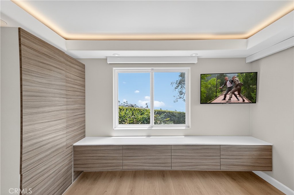 855 Santa Ana Street Laguna Beach, CA 92651 - Photo 21 of 35 a view of window