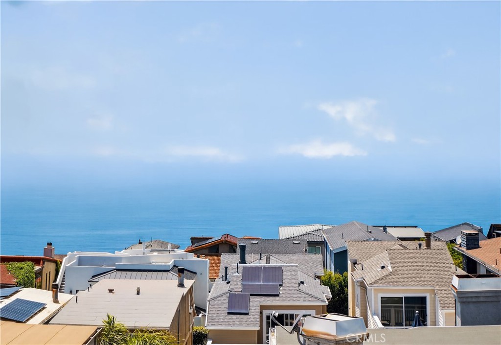 855 Santa Ana Street Laguna Beach, CA 92651 - Photo 34 of 35 an aerial view of residential houses with outdoor space