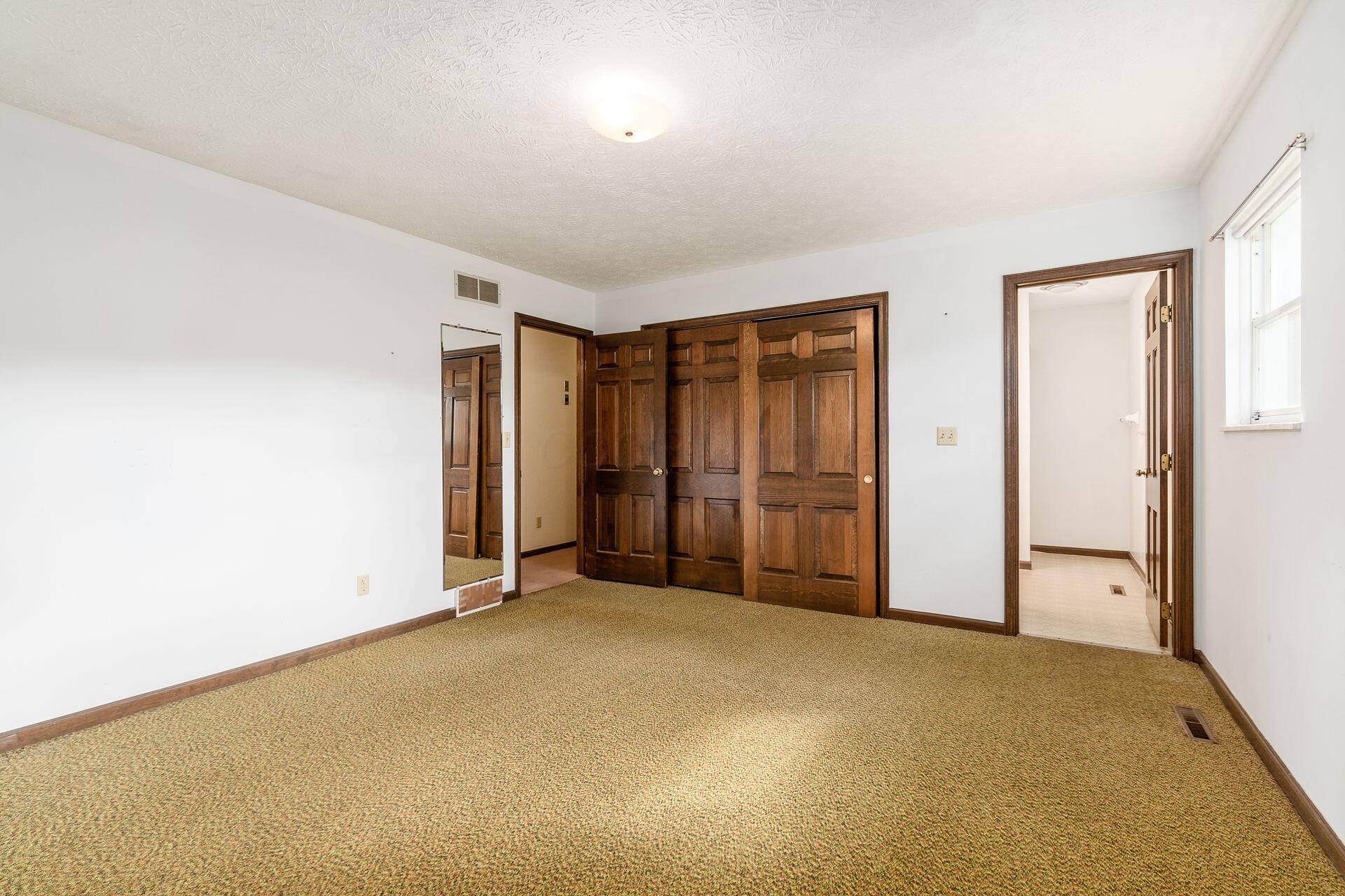 8712 Cheshire Road Sunbury, OH 43074 - Photo 20 of 40 Owners Suite