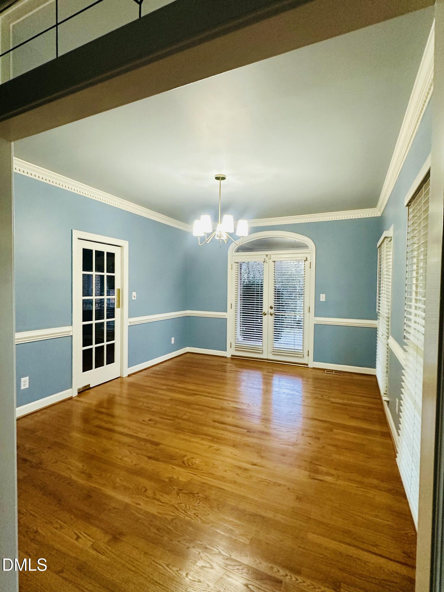 1220 Enchanted Oaks Drive Raleigh, NC 27606 - Photo 10 of 66 IMG_5494 2