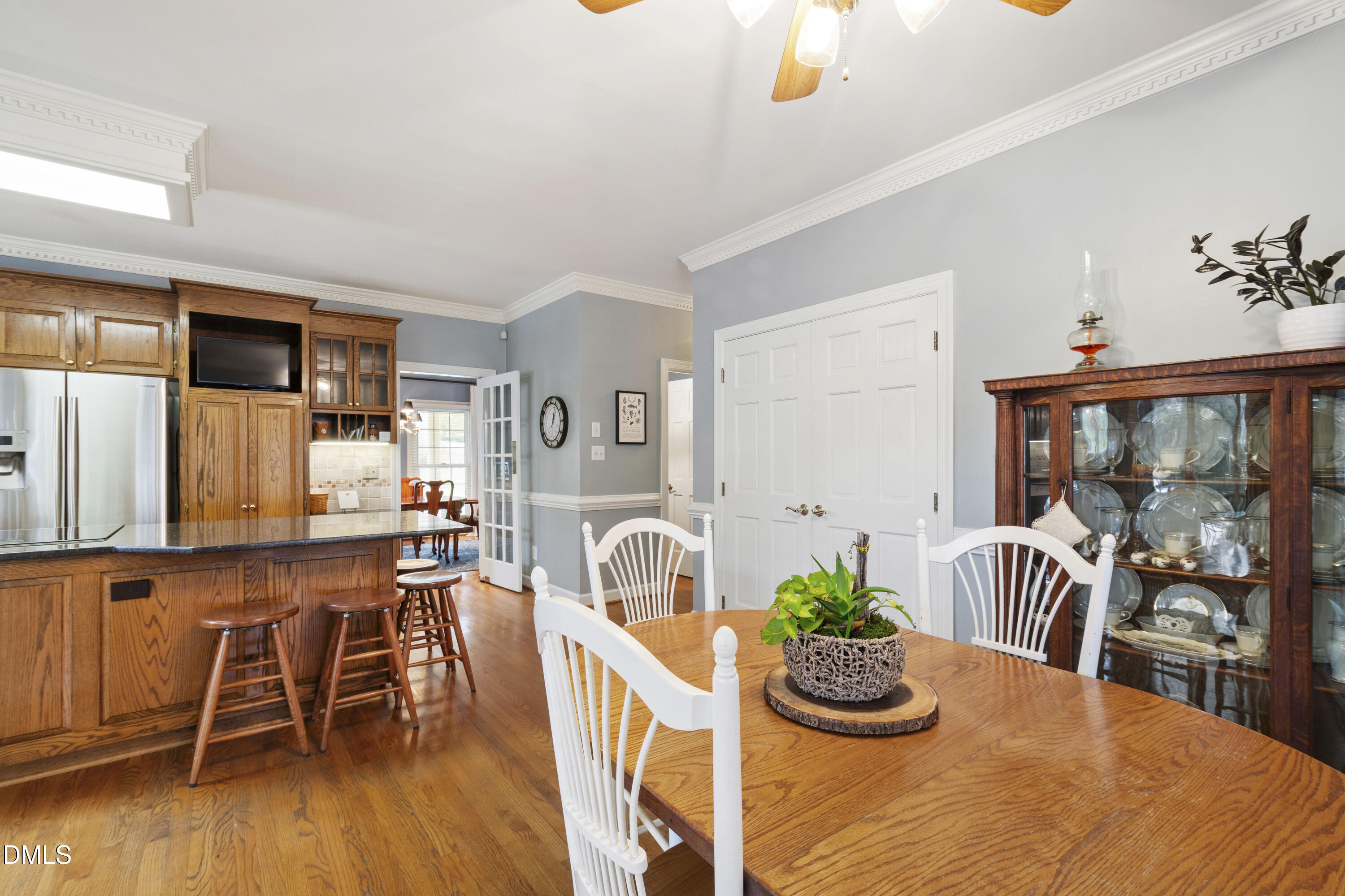 1220 Enchanted Oaks Drive Raleigh, NC 27606 - Photo 16 of 66 Enchanted (35)