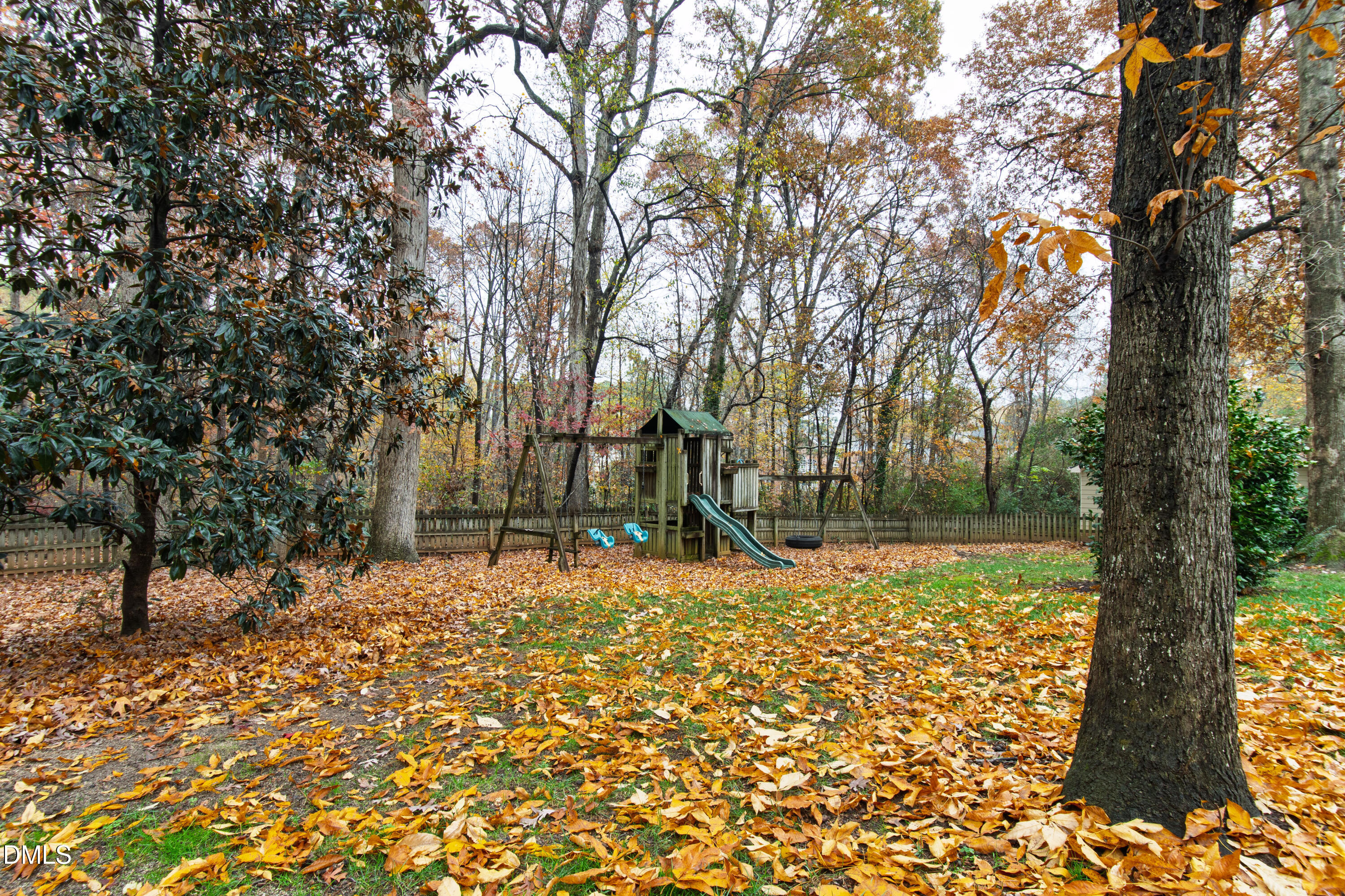 1220 Enchanted Oaks Drive Raleigh, NC 27606 - Photo 46 of 66 Enchanted (82)