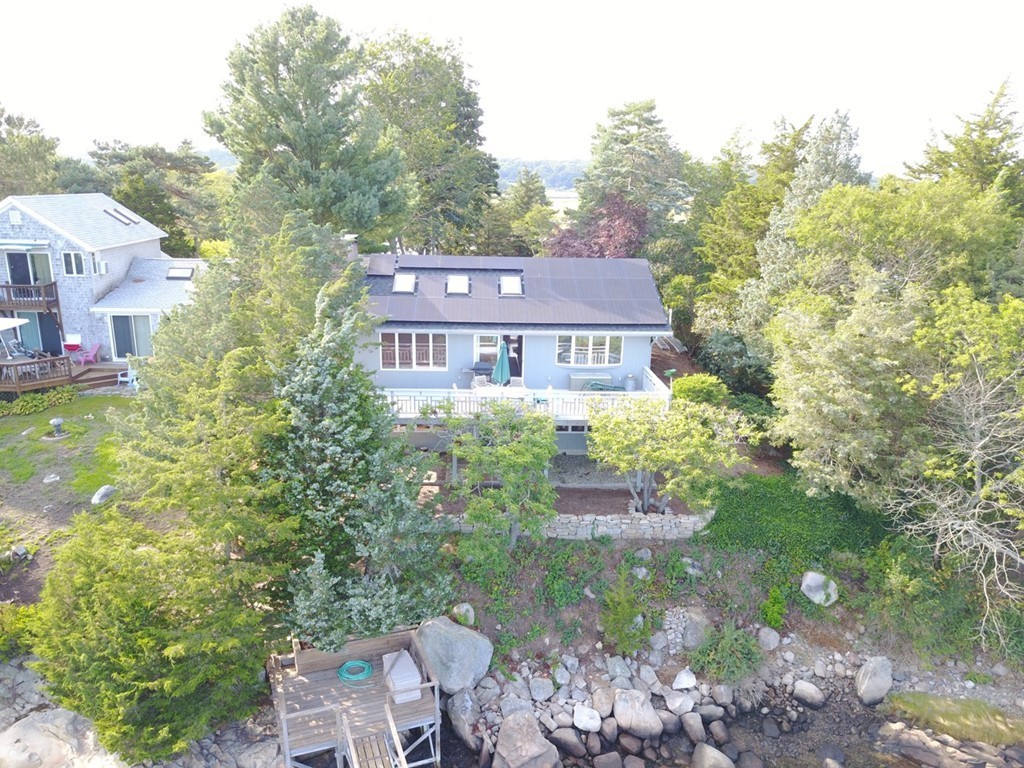 71 Crafts Road Gloucester, MA 01930 - Photo 4 of 23 Gallery Image 4