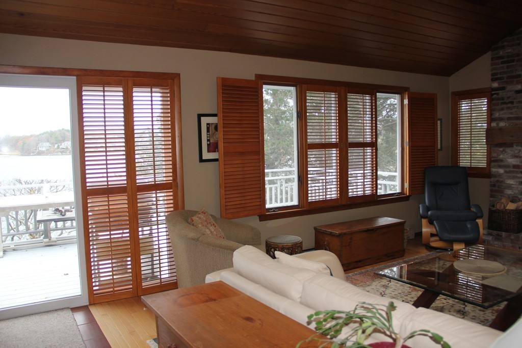 71 Crafts Road Gloucester, MA 01930 - Photo 6 of 23 Gallery Image 6