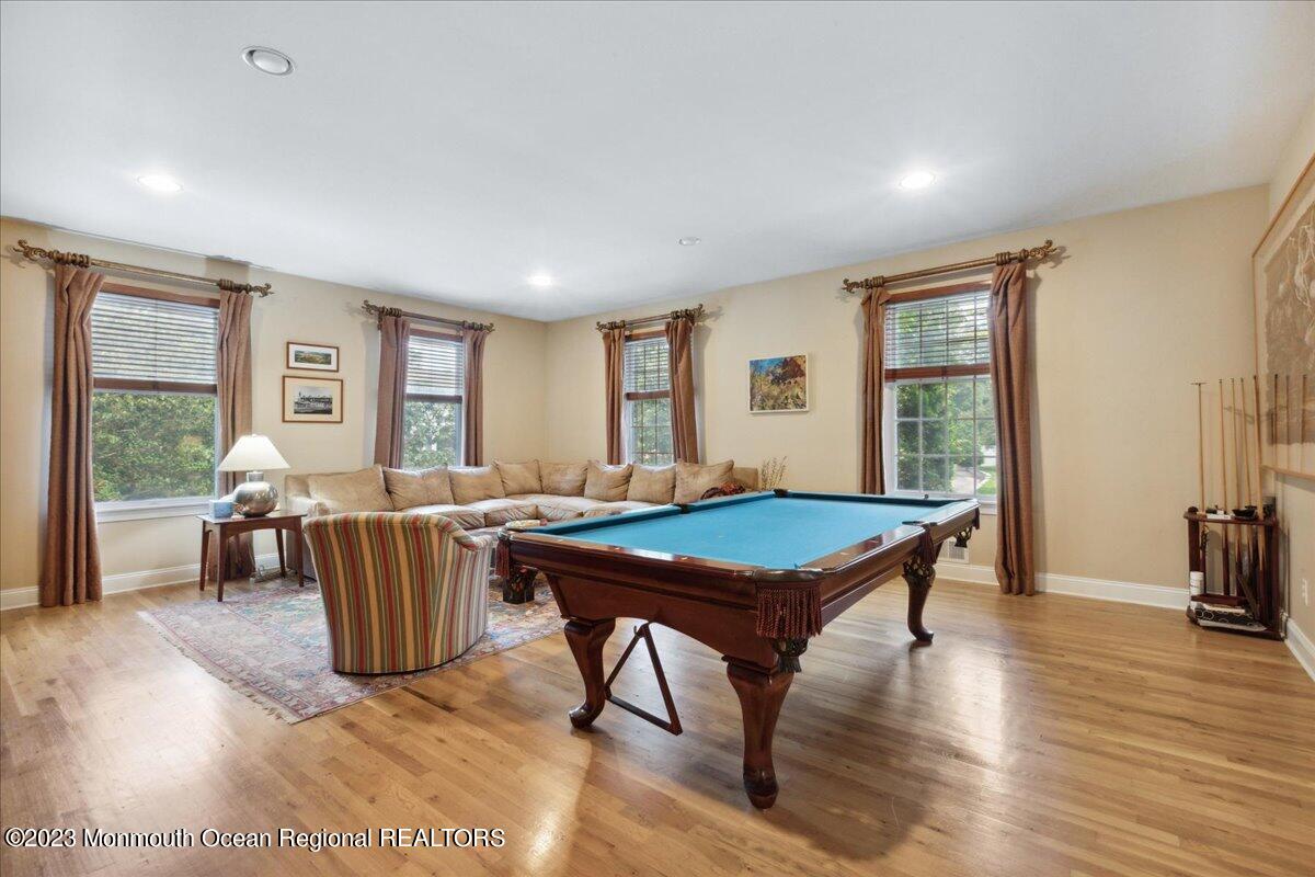 16 New Dover Road East Brunswick, NJ 08816 - Photo 12 of 42 12-16 New Dover Rd, East Brunswick, NJ-1