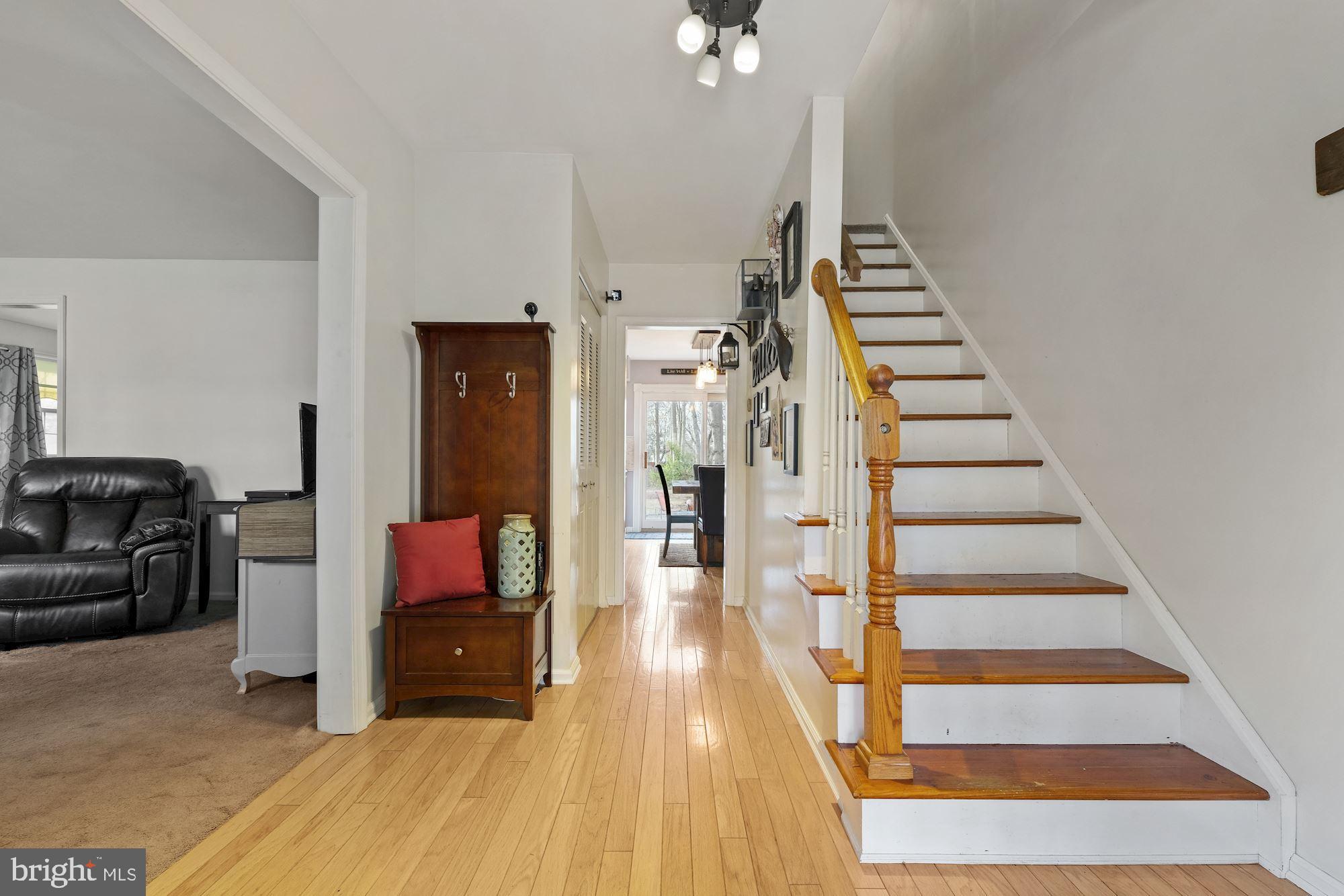 30 Ranoldo Terrace Cherry Hill, NJ 08034 - Photo 5 of 27 Gallery Image 5