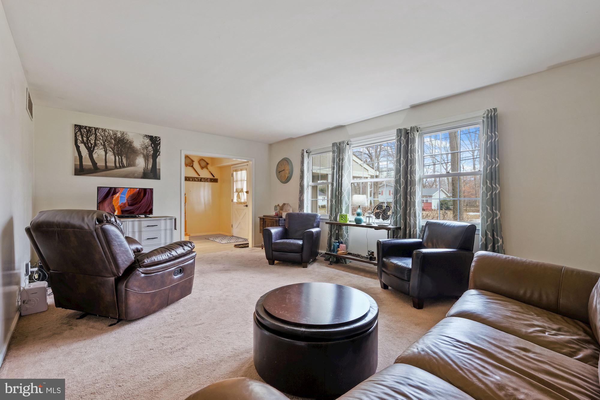 30 Ranoldo Terrace Cherry Hill, NJ 08034 - Photo 7 of 27 Gallery Image 7