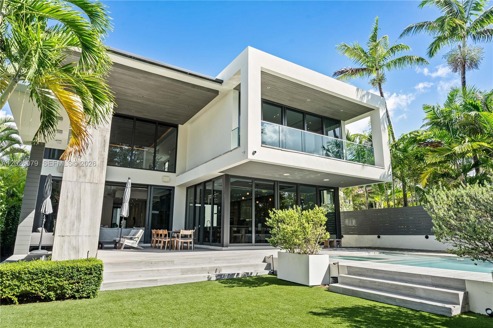 5061 North Bay Road Miami Beach, FL 33140 - Photo 54 of 63