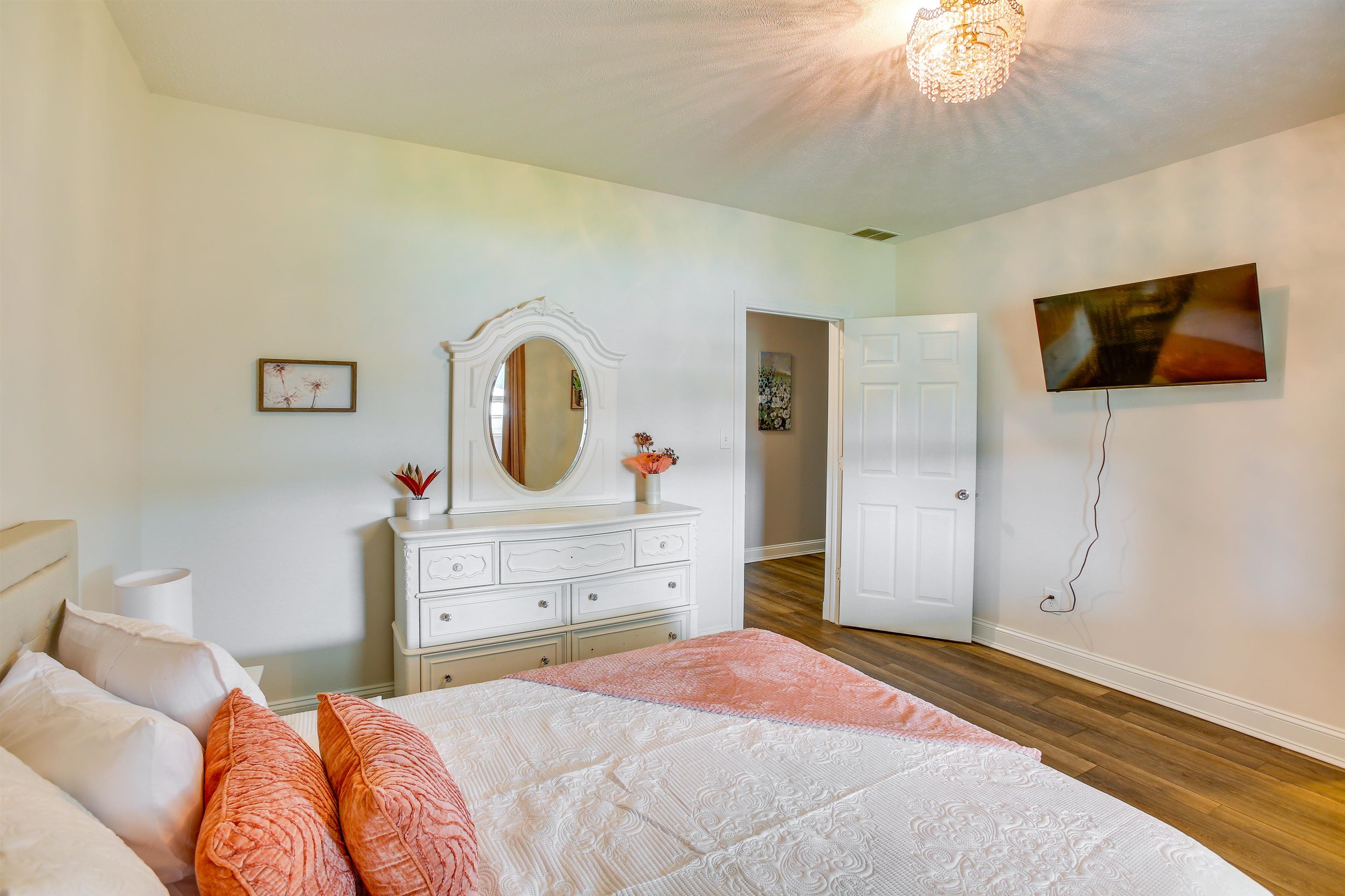 6576 34 Road Cadillac, MI 49601 - Photo 28 of 98