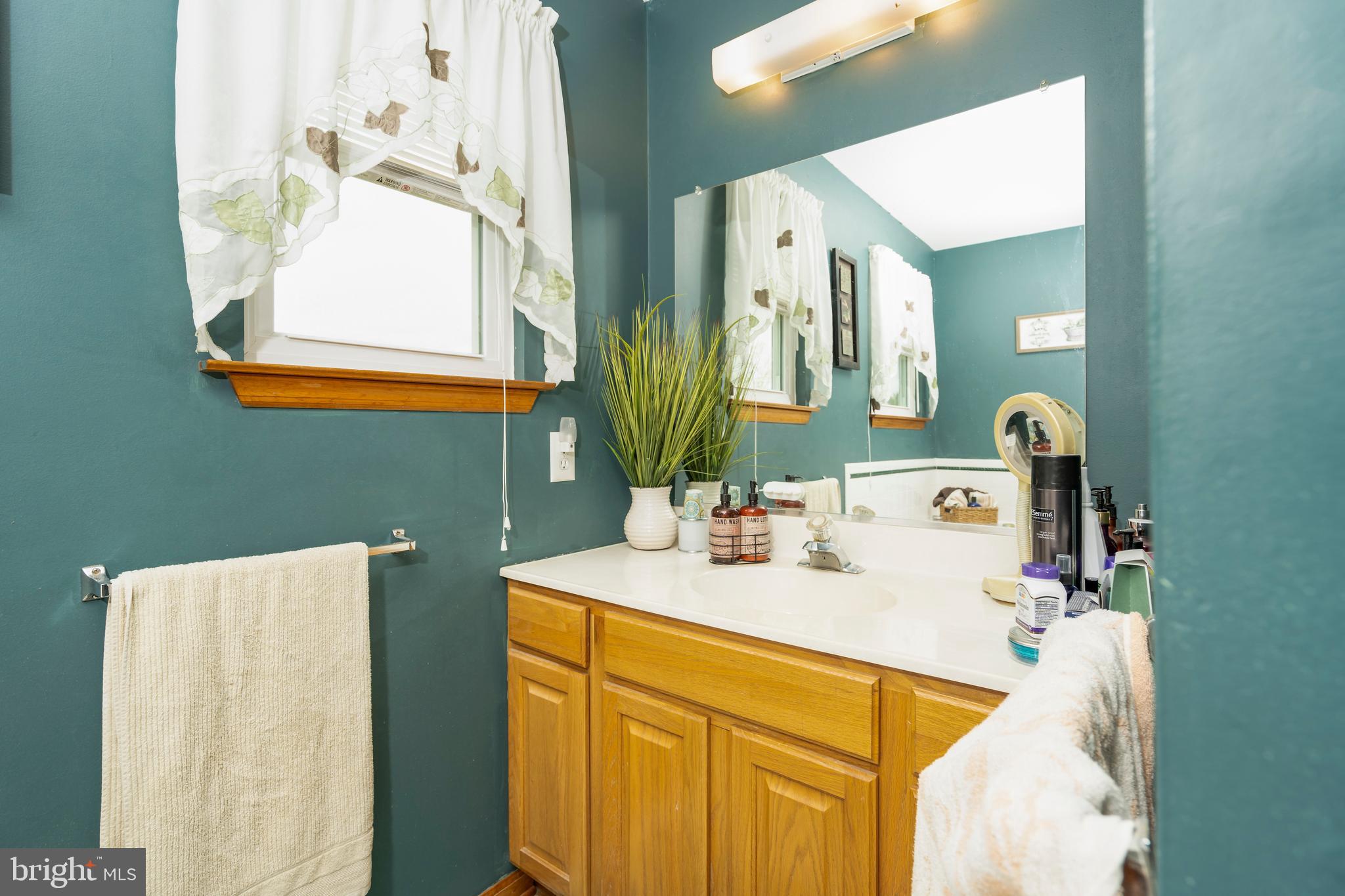 961 Elk Road Monroeville, NJ 08343 - Photo 29 of 66 Full Hall Bath