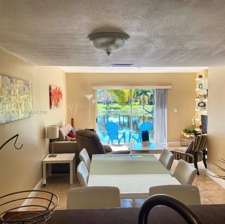$2,600 | 4020 Northwest 90th Avenue, Unit 4020, Sunrise, FL 33351