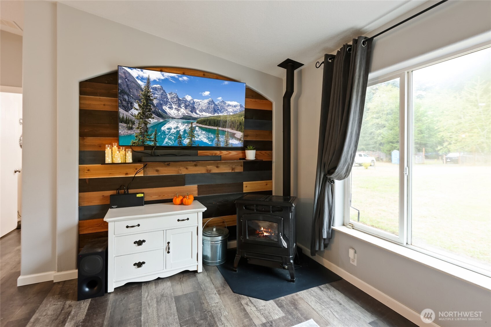 6509 176th Avenue Southwest Longbranch, WA 98351 - Photo 3 of 32