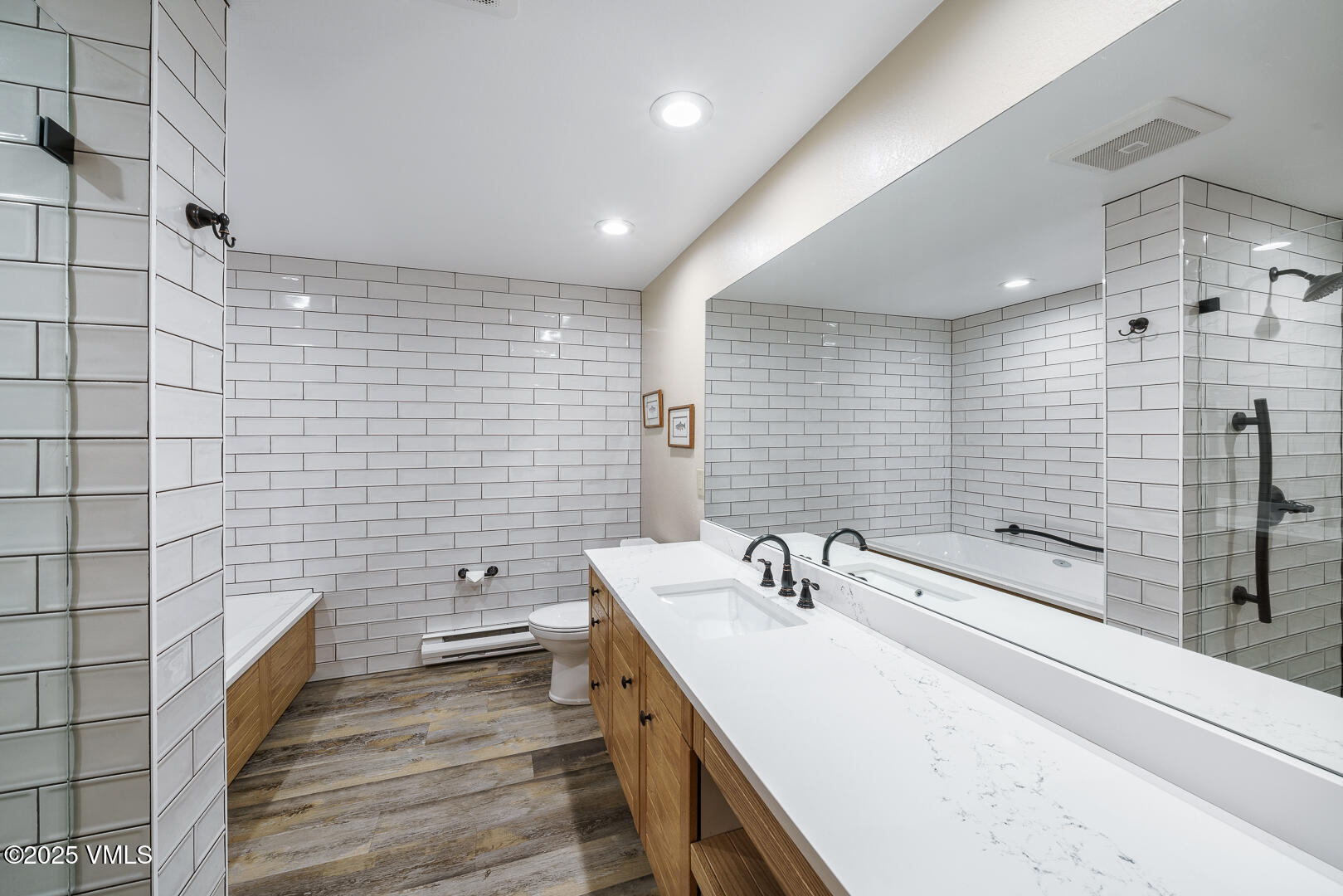 1121 Berry Creek Road, Unit B3 Edwards, CO 81632 - Photo 13 of 38 a bathroom with a sink and a shower