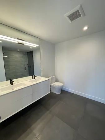 $6,500 | 719 North Elizabeth Street, Unit 3S, Chicago, IL 60642
