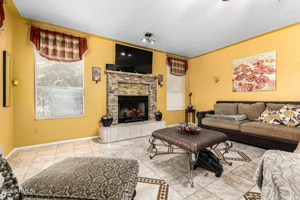 $725,000 | 2042 East Dias Drive, Gilbert, AZ 85234