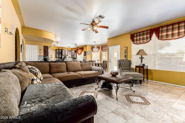 $725,000 | 2042 East Dias Drive, Gilbert, AZ 85234