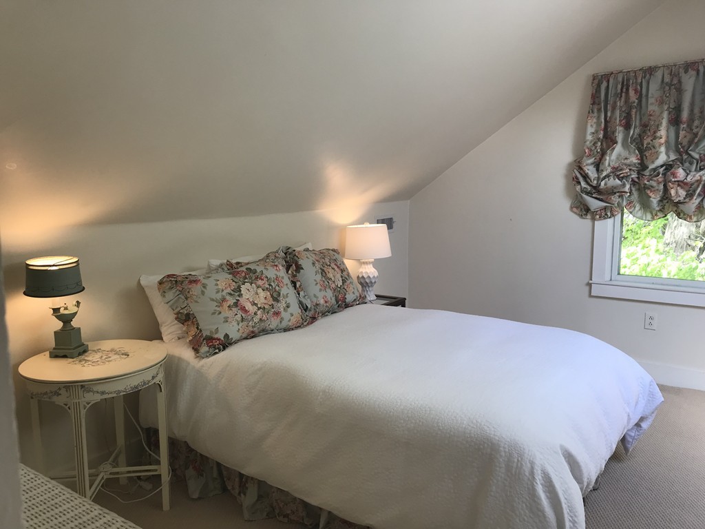 81 Glen Road Wellesley, MA 02481 - Photo 20 of 30 Gallery Image 20