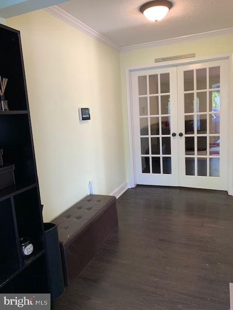 13110 Claxton Drive Laurel, MD 20708 - Photo 17 of 60 Hall Entrance from Front Door