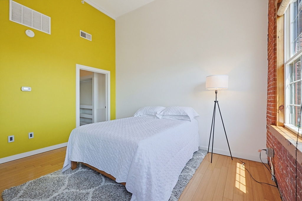 1511 Main Street, Unit CPH9 Worcester, MA 01603 - Photo 30 of 40