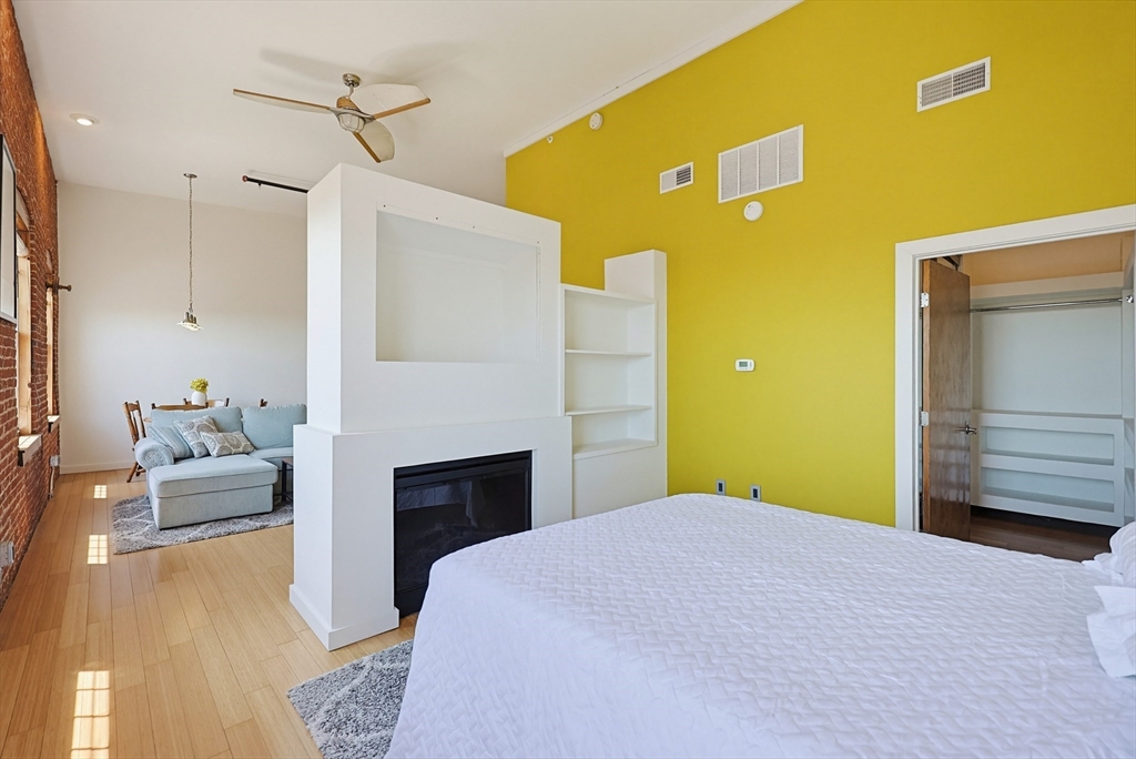 1511 Main Street, Unit CPH9 Worcester, MA 01603 - Photo 31 of 40