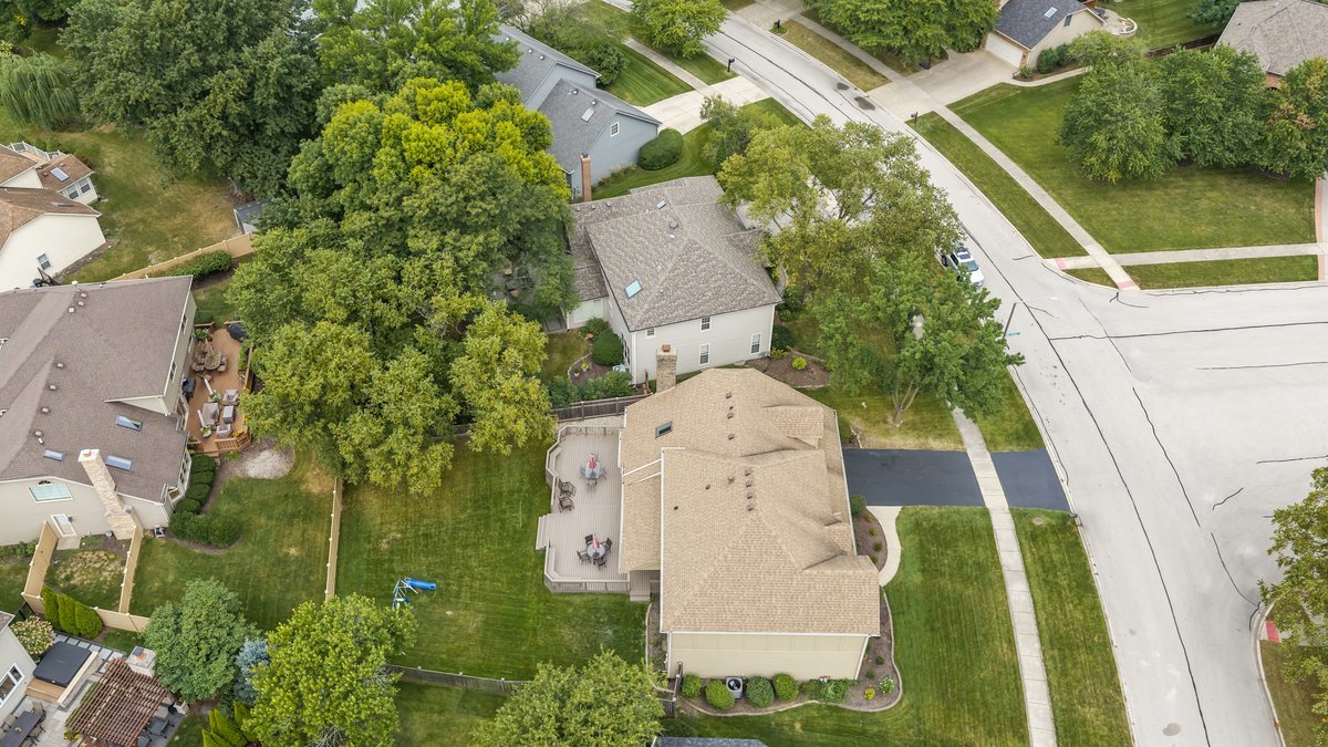 2440 Rio Grande Circle Naperville, IL 60565 - Photo 5 of 50 Gallery Image 5