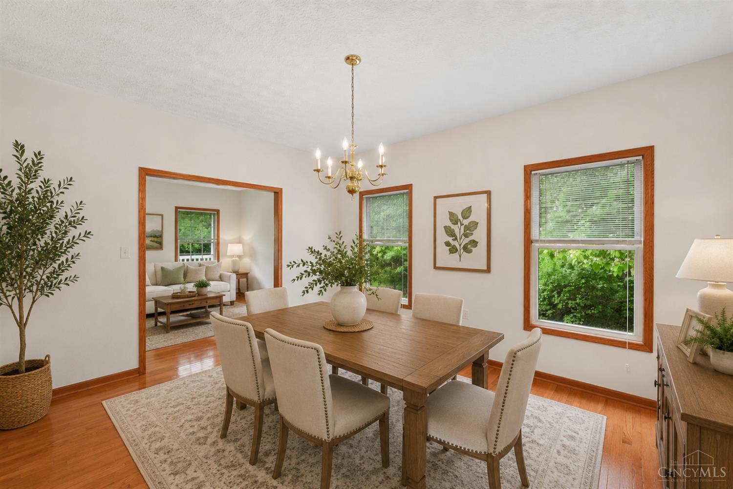 1109 Asbury Road Cincinnati, OH 45255 - Photo 32 of 69
