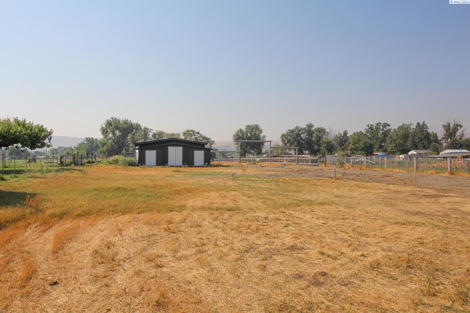 220709 East Game Farm Road Kennewick, WA 99337 - Photo 43 of 47 Gallery Image 43