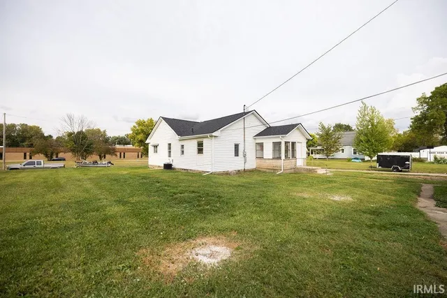 $147,400 | 1025 East Washington Street, Muncie, IN 47305