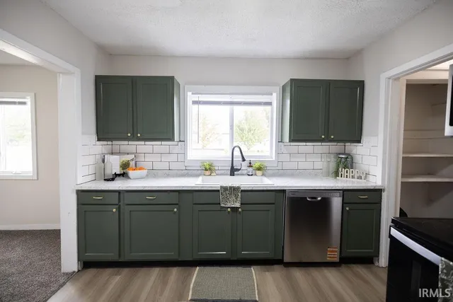 $147,400 | 1025 East Washington Street, Muncie, IN 47305