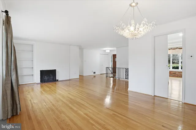 $890,000 | 4100 Tidewater Court, Alexandria, VA 22309