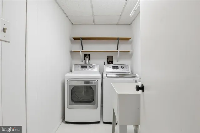 $890,000 | 4100 Tidewater Court, Alexandria, VA 22309