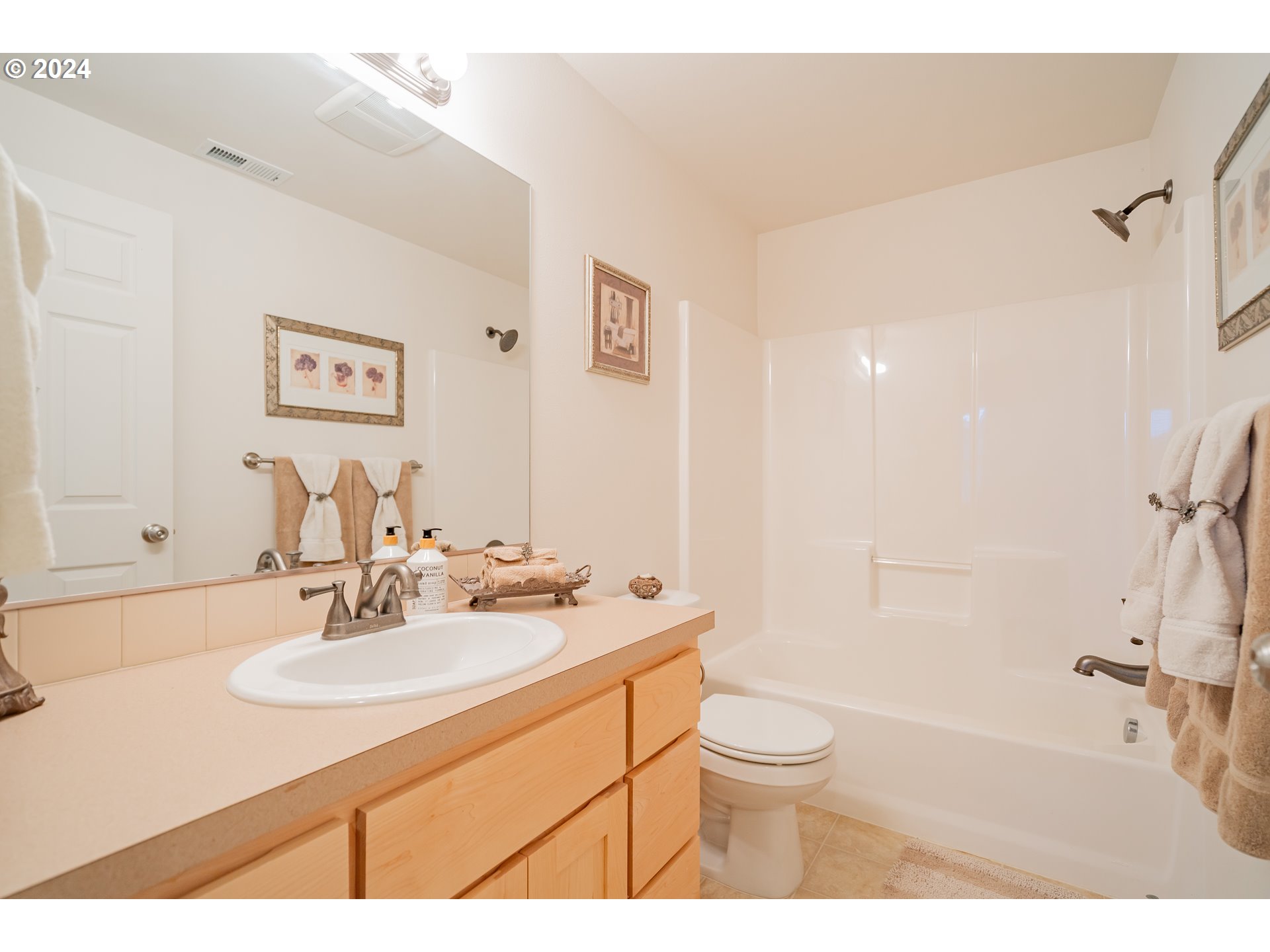 1420 Southeast 5th Way Battle Ground, WA 98604 - Photo 19 of 32 a bathroom with a sink toilet tub and shower