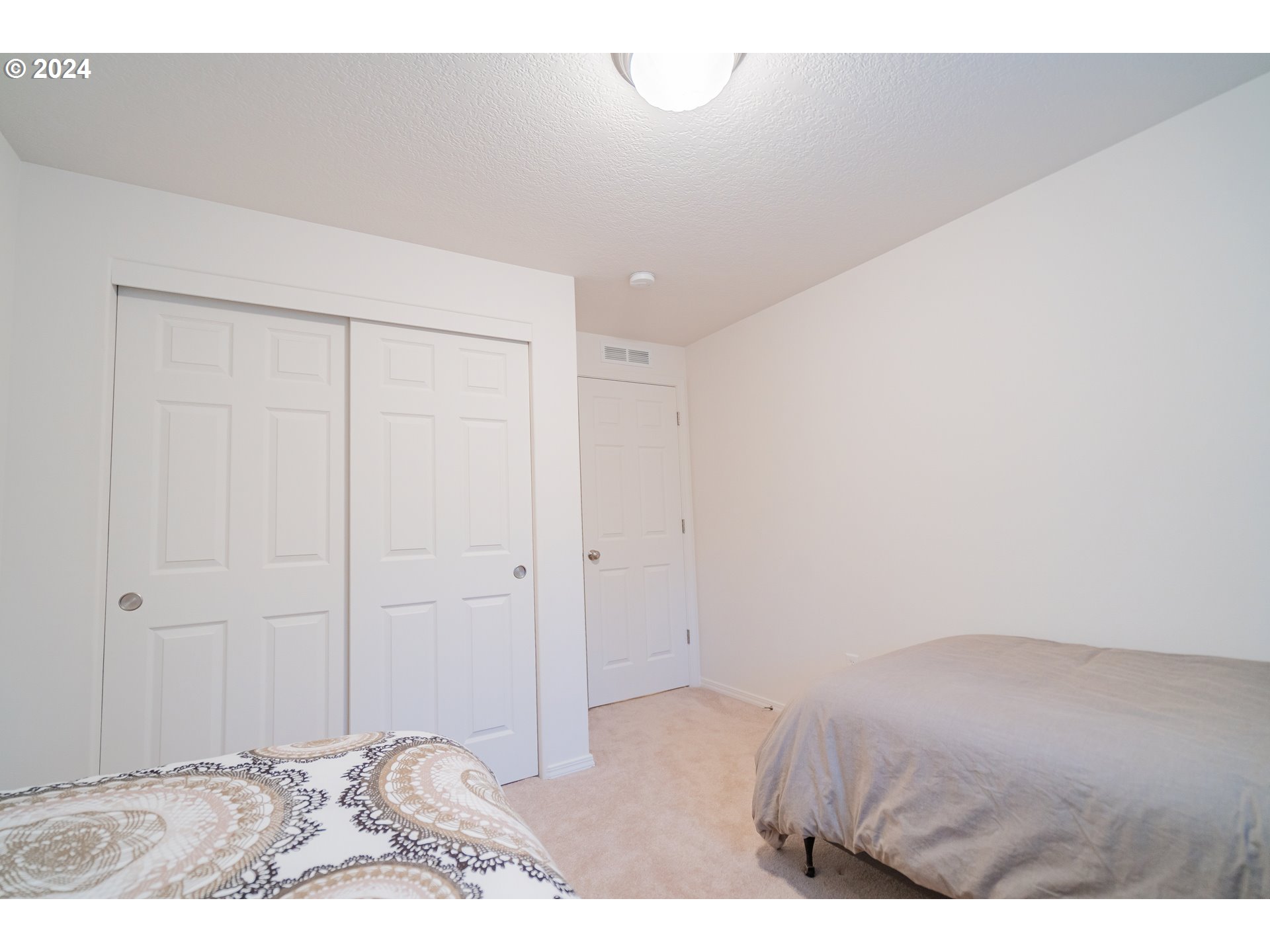 1420 Southeast 5th Way Battle Ground, WA 98604 - Photo 27 of 32 a view of a bedroom
