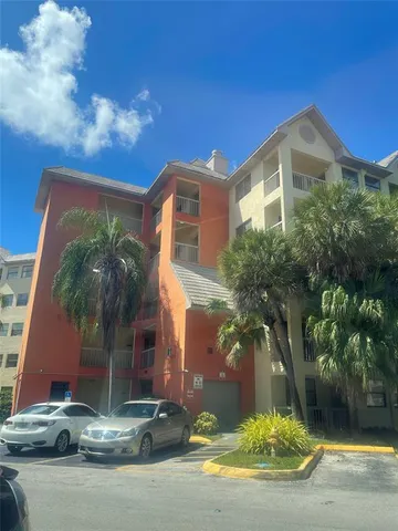 $2,300 | 8100 Geneva Court, Unit 535, Doral, FL 33166