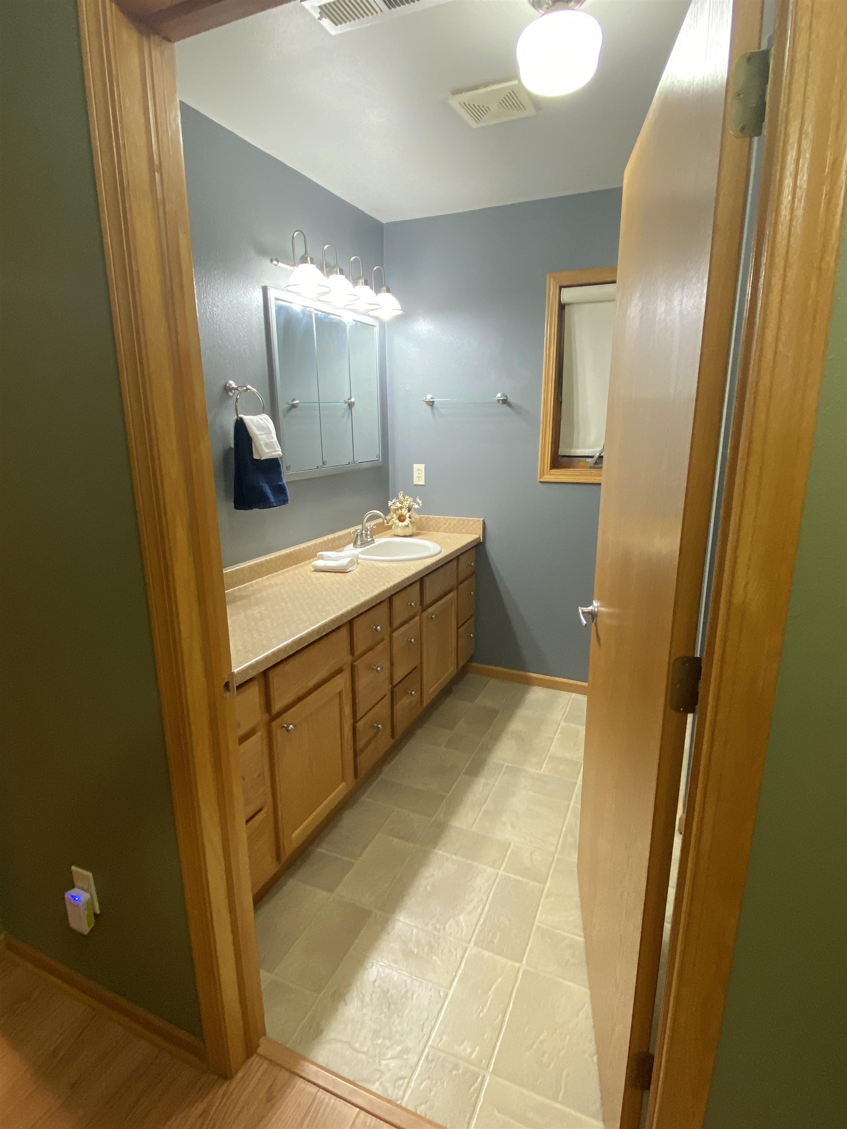 616 Reena Avenue Fort Atkinson, WI 53538 - Photo 17 of 32