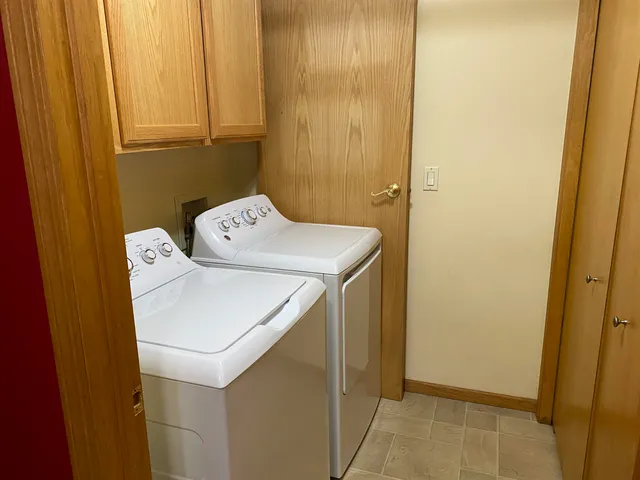 $279,900 | 616 Reena Avenue, Fort Atkinson, WI 53538